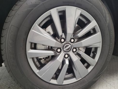 Used 2022 Nissan Pathfinder SV FWD image 31