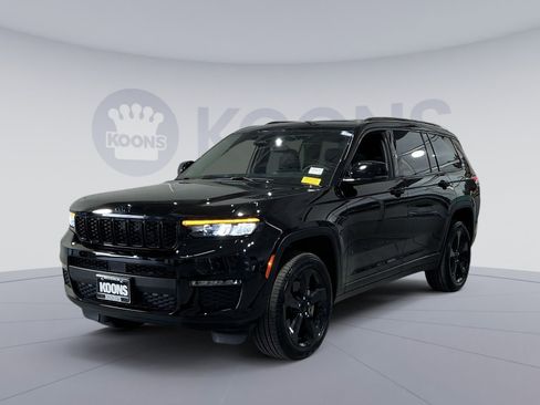 Used 2024 Jeep Grand Cherokee L Limited w/ Black Appearance Package AWD/4WD image 1