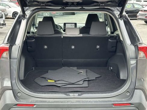 Used 2019 Toyota RAV4 XLE image 12