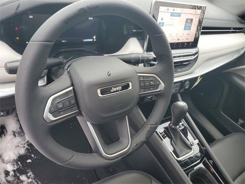 New 2026 Jeep Compass Limited w/ Sun, Sound & Navigation Group image 19