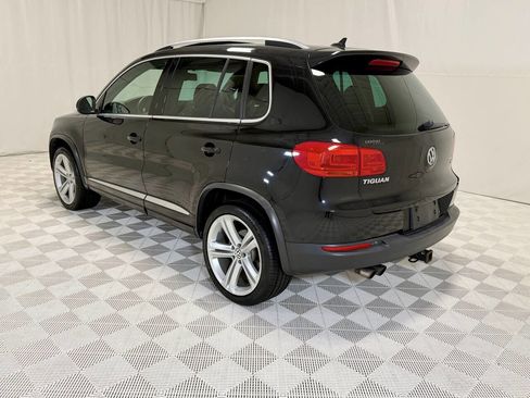 Used 2014 Volkswagen Tiguan S image 7