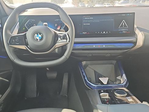 Used 2025 BMW X3 xDrive30i image 8