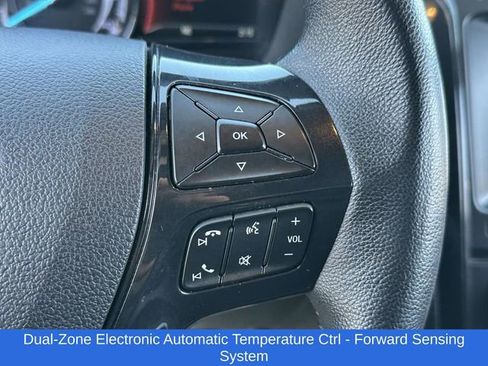 Used 2018 Ford Explorer XLT w/ Equipment Group 202A AWD/4WD image 13