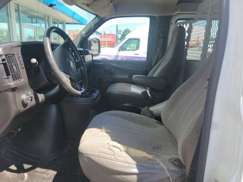 Used 2008 Chevrolet Express 2500 RWD image 11