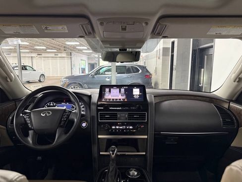 Used 2023 INFINITI QX80 Premium Select w/ Cargo Package AWD/4WD image 8