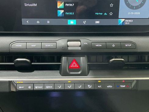 Used 2025 Kia K4 LXS image 19