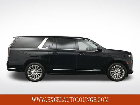 Used 2023 Cadillac Escalade ESV Premium Luxury image 7