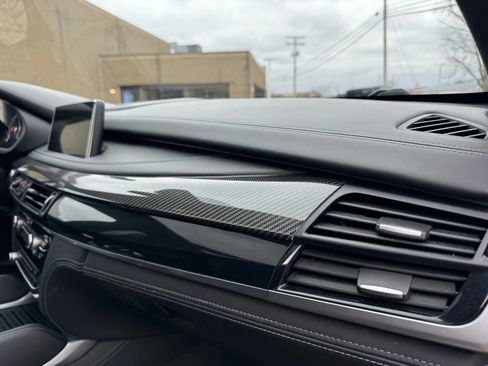 Used 2018 BMW X5 M AWD/4WD image 29