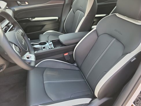 New 2026 Kia K5 GT-Line FWD image 4