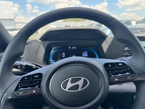 New 2026 Hyundai Elantra Sport FWD image 19