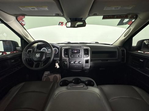 Used 2019 RAM 1500 Tradesman w/ Chrome Plus Package RWD image 39