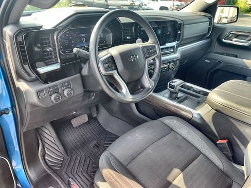 Certified 2024 Chevrolet Silverado 1500 RST AWD/4WD image 10