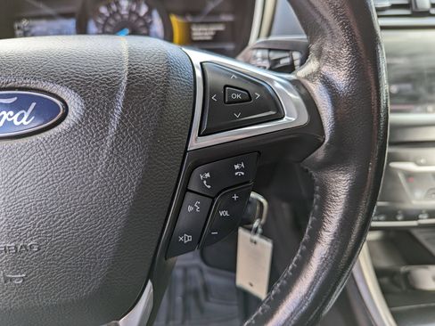 Used 2014 Ford Fusion Energi SE w/ Driver Assist Package image 17