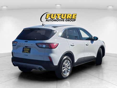 Used 2022 Ford Escape SE AWD/4WD image 4