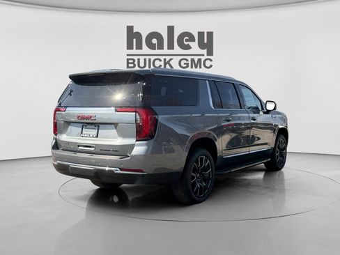 New 2026 GMC Yukon XL Elevation w/ LPO, Floor Liner Package image 5