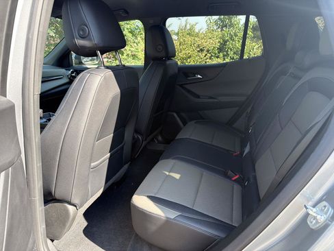 Used 2025 Chevrolet Equinox LT w/ Convenience Package II FWD image 14