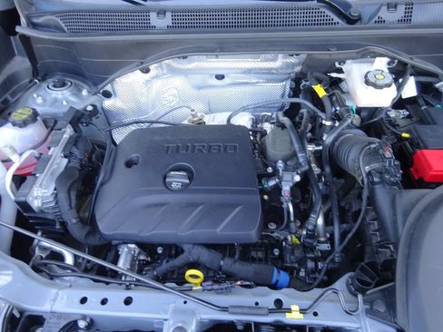 Used 2026 Buick Encore GX Sport Touring w/ Comfort Package FWD image 10