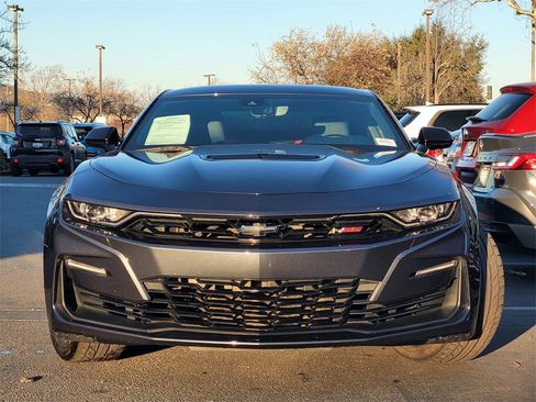 Used 2021 Chevrolet Camaro SS image 2