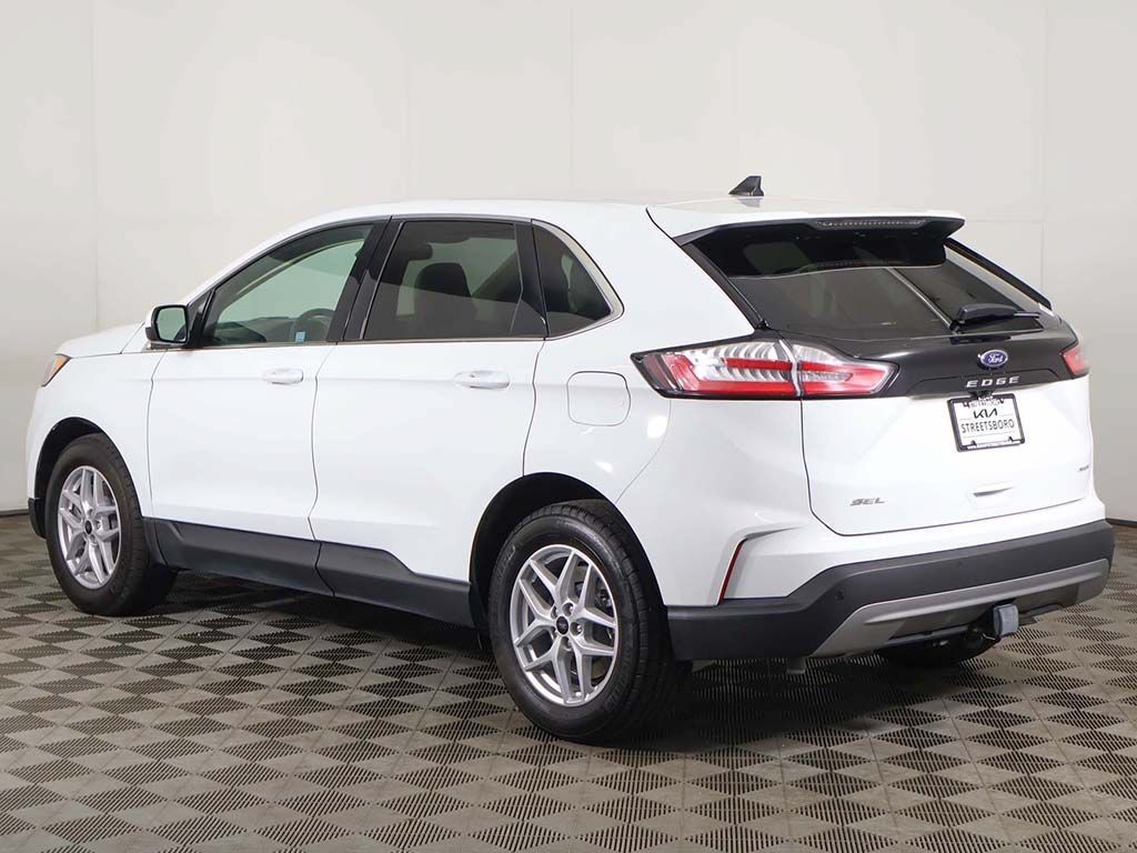 Used 2023 Ford Edge SEL w/ Convenience Package AWD/4WD image 9