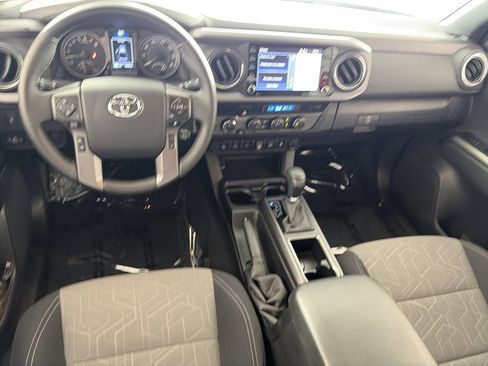 Used 2023 Toyota Tacoma TRD Sport w/ Advanced Technology Package AWD/4WD image 19