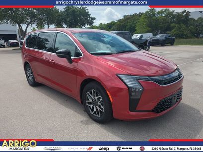 New 2027 Chrysler Pacifica Select