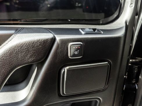 Used 2016 Mercedes-Benz G 550 image 31
