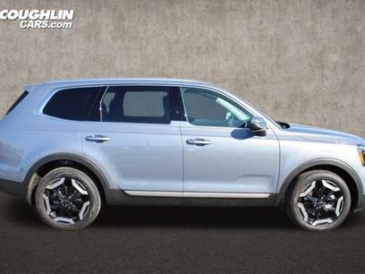New 2025 Kia Telluride S