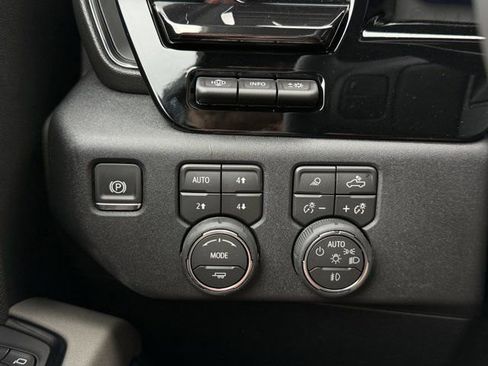 New 2026 Chevrolet Silverado 2500 ZR2 AWD/4WD image 21