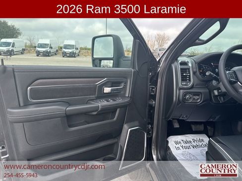 New 2026 RAM 3500 Laramie AWD/4WD image 16