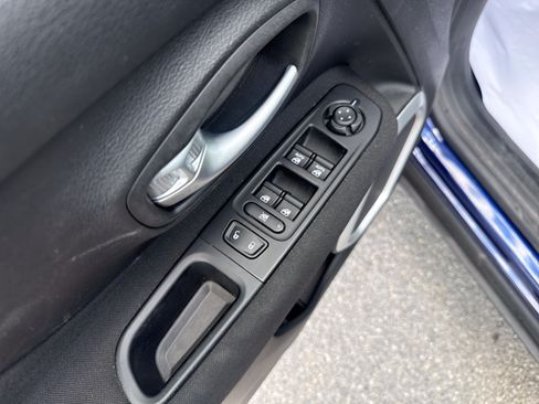 Used 2021 Jeep Renegade Sport w/ Sport Appearance Group AWD/4WD image 5