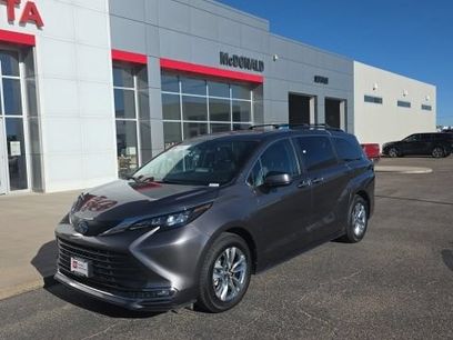 Used 2024 Toyota Sienna XLE w/ XLE Plus Package