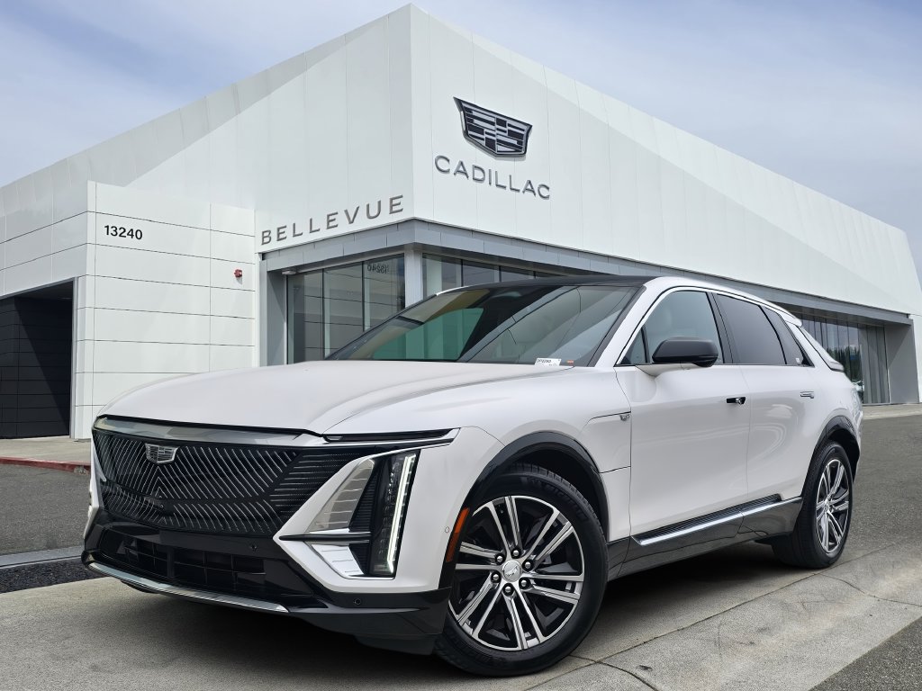 Certified 2024 Cadillac Lyriq Luxury AWD/4WD image 1