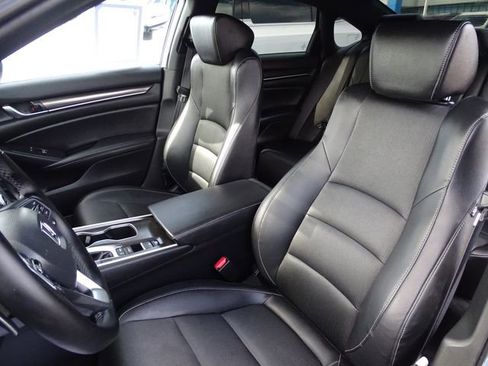 Used 2022 Honda Accord Sport image 8