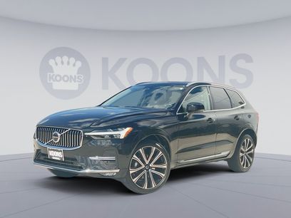 Used 2023 Volvo XC60 B5 Ultimate w/ Climate Package