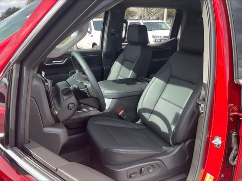 Certified 2026 GMC Sierra 1500 SLT image 14