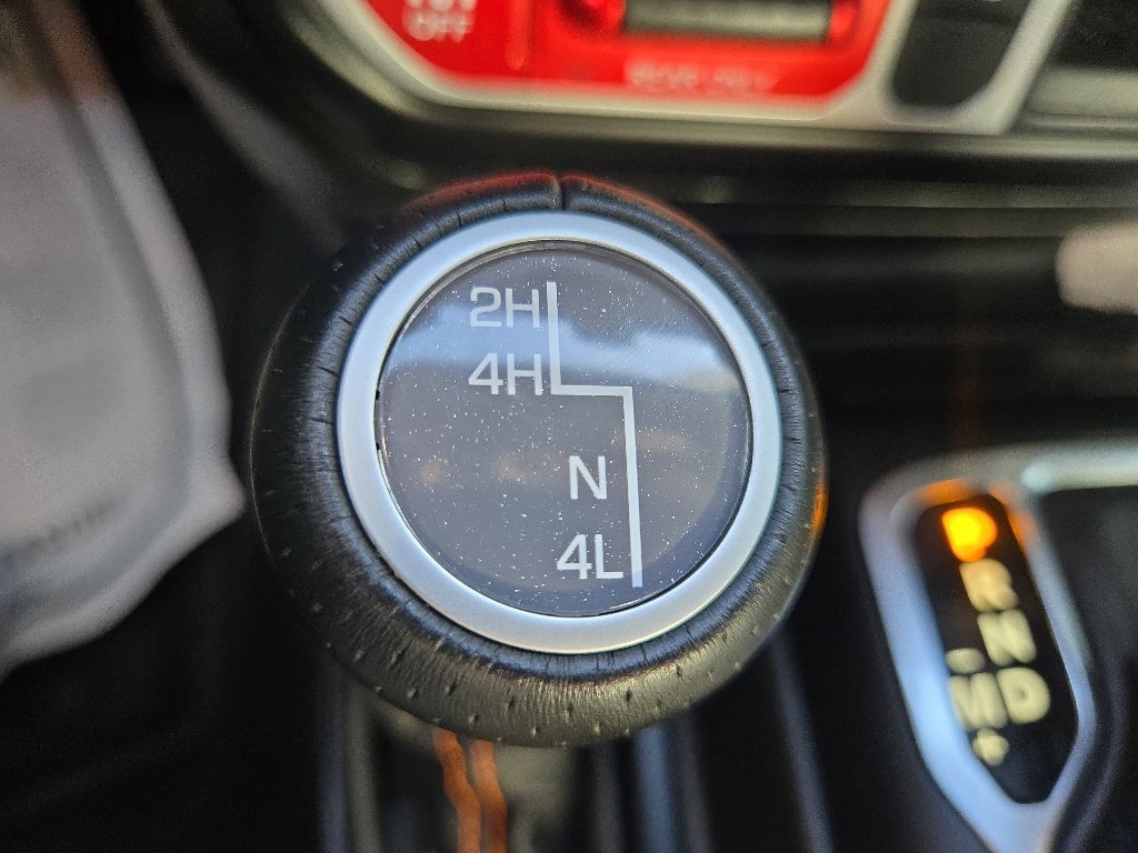 Used 2023 Jeep Gladiator Mojave w/ Cold Weather Group AWD/4WD image 68