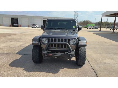 Used 2021 Jeep Wrangler Unlimited Rubicon image 3