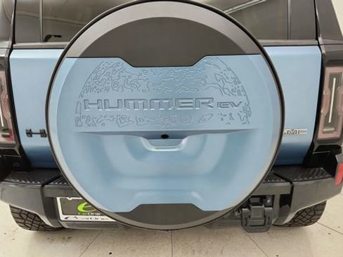 Used 2024 GMC Hummer EV 3X w/ Omega Edition image 11