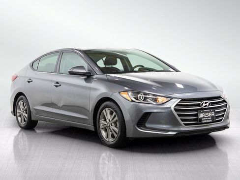 Used 2018 Hyundai Elantra SEL w/ Cargo Package FWD image 7