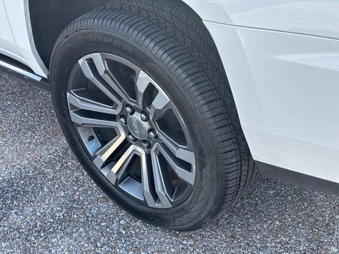 Used 2019 GMC Yukon XL Denali w/ Denali Ultimate Package RWD image 5