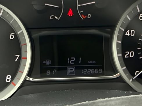 Used 2015 Nissan Sentra SV w/ Style Package FWD image 15