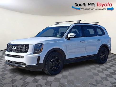 Used 2022 Kia Telluride EX w/ EX Premium Package image 3