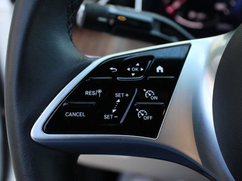Used 2024 Mercedes-Benz C 300 4MATIC Sedan image 8