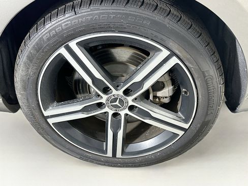 Used 2020 Mercedes-Benz CLA 250 image 11