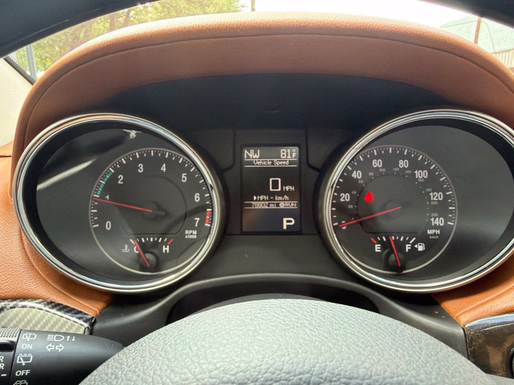 Used 2012 Jeep Grand Cherokee Overland Summit AWD/4WD image 12