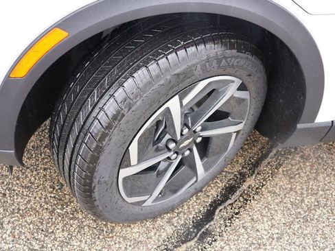 New 2026 Chevrolet Equinox EV LT FWD image 7