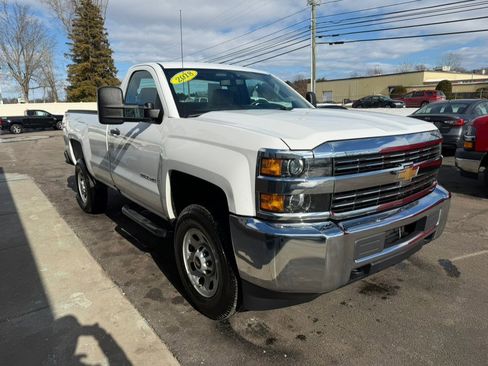 Used 2018 Chevrolet Silverado 3500 W/T w/ Snow Plow Prep Package image 11