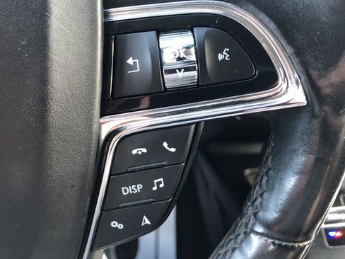 Used 2023 Lincoln Nautilus Reserve image 23