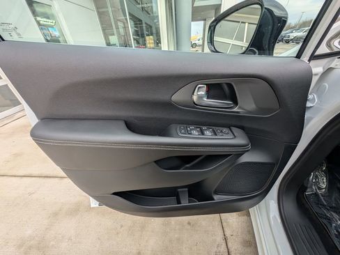 New 2026 Chrysler Voyager LX image 36