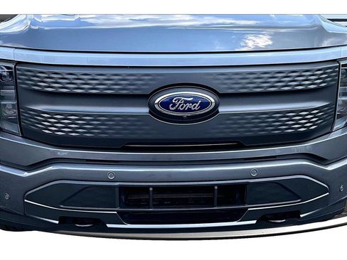Used 2022 Ford F150 Lightning XLT AWD/4WD image 52